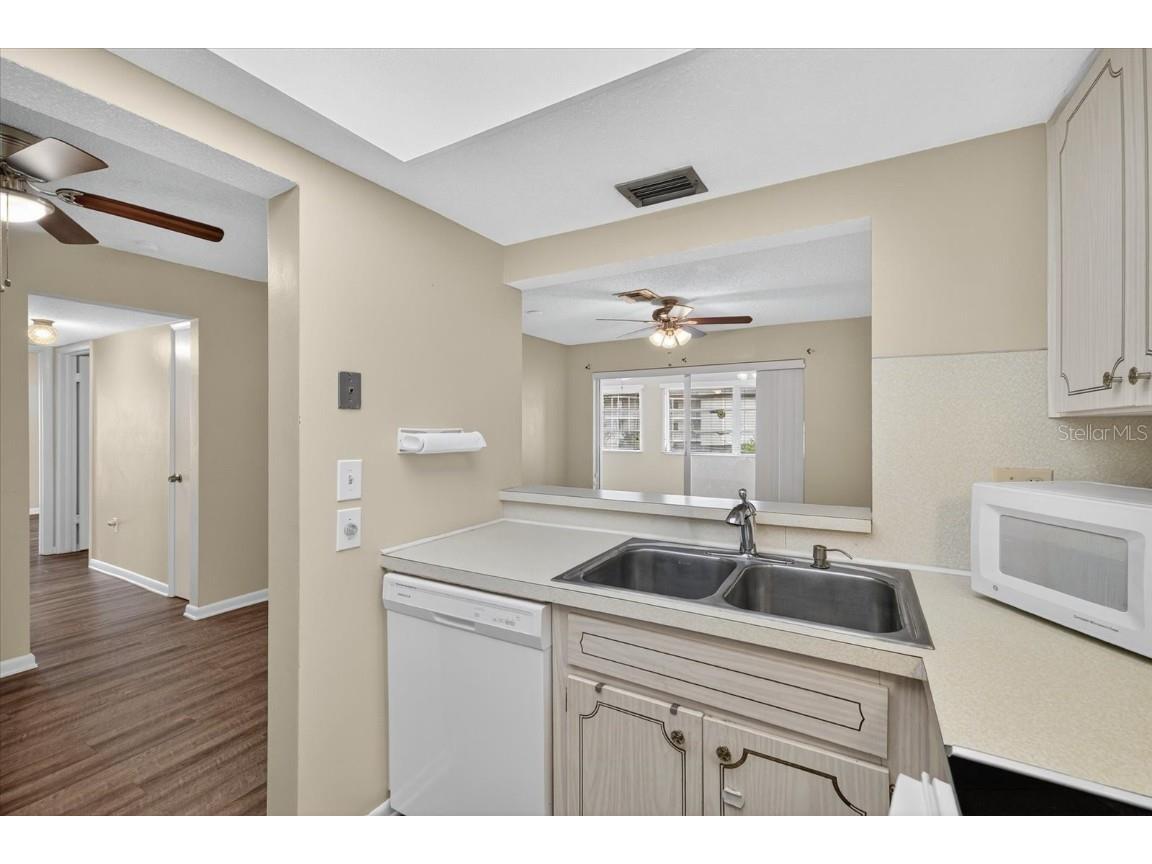 5242 Opal Lane #207 New Port Richey FL 34652 W7879556 image24