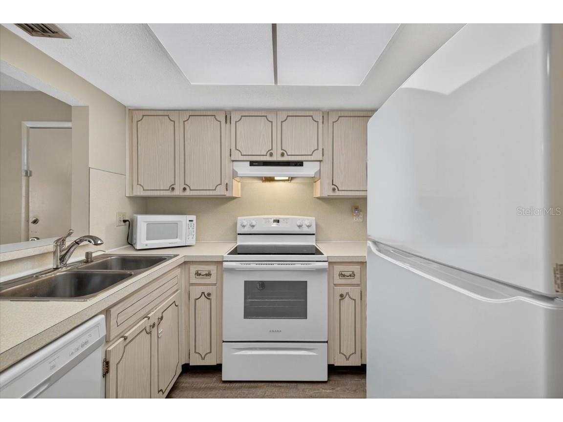 5242 Opal Lane #207 New Port Richey FL 34652 W7879556 image25