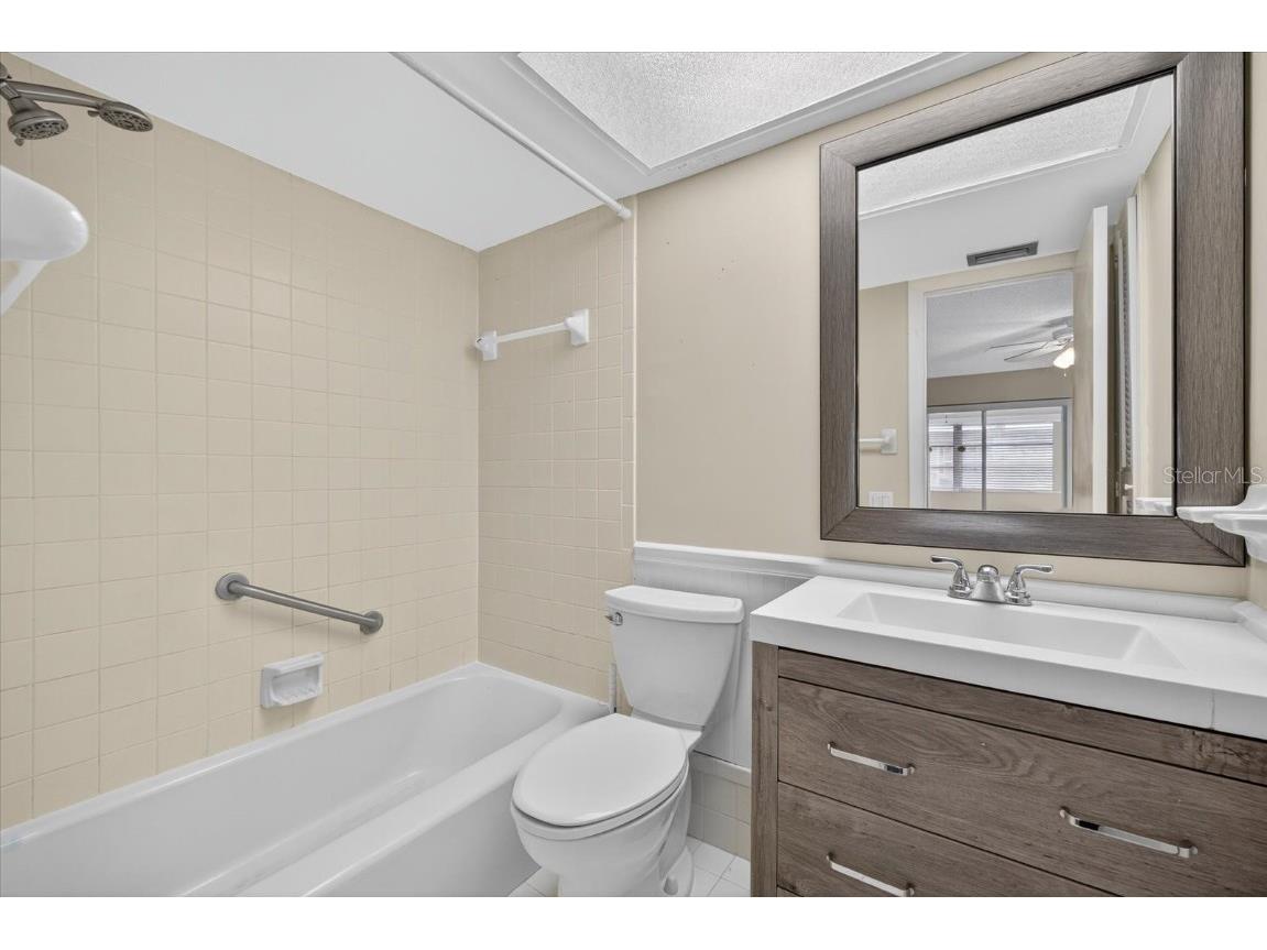 5242 Opal Lane #207 New Port Richey FL 34652 W7879556 image7