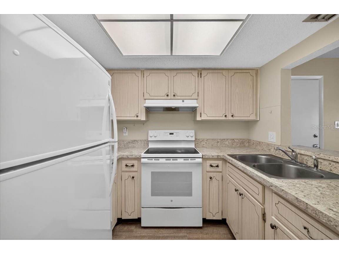 5242 Opal Lane #208 New Port Richey FL 34652 W7879522 image5