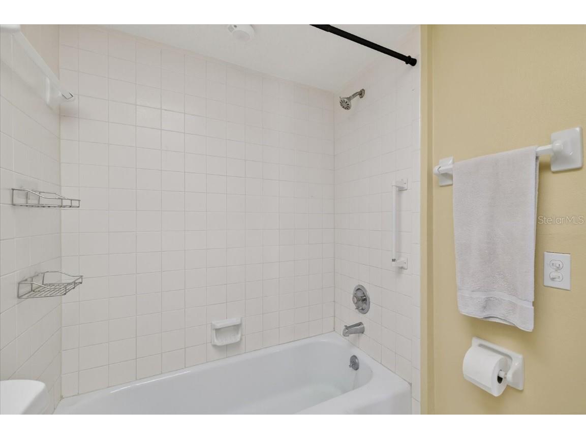 5242 Opal Lane #208 New Port Richey FL 34652 W7879522 image8