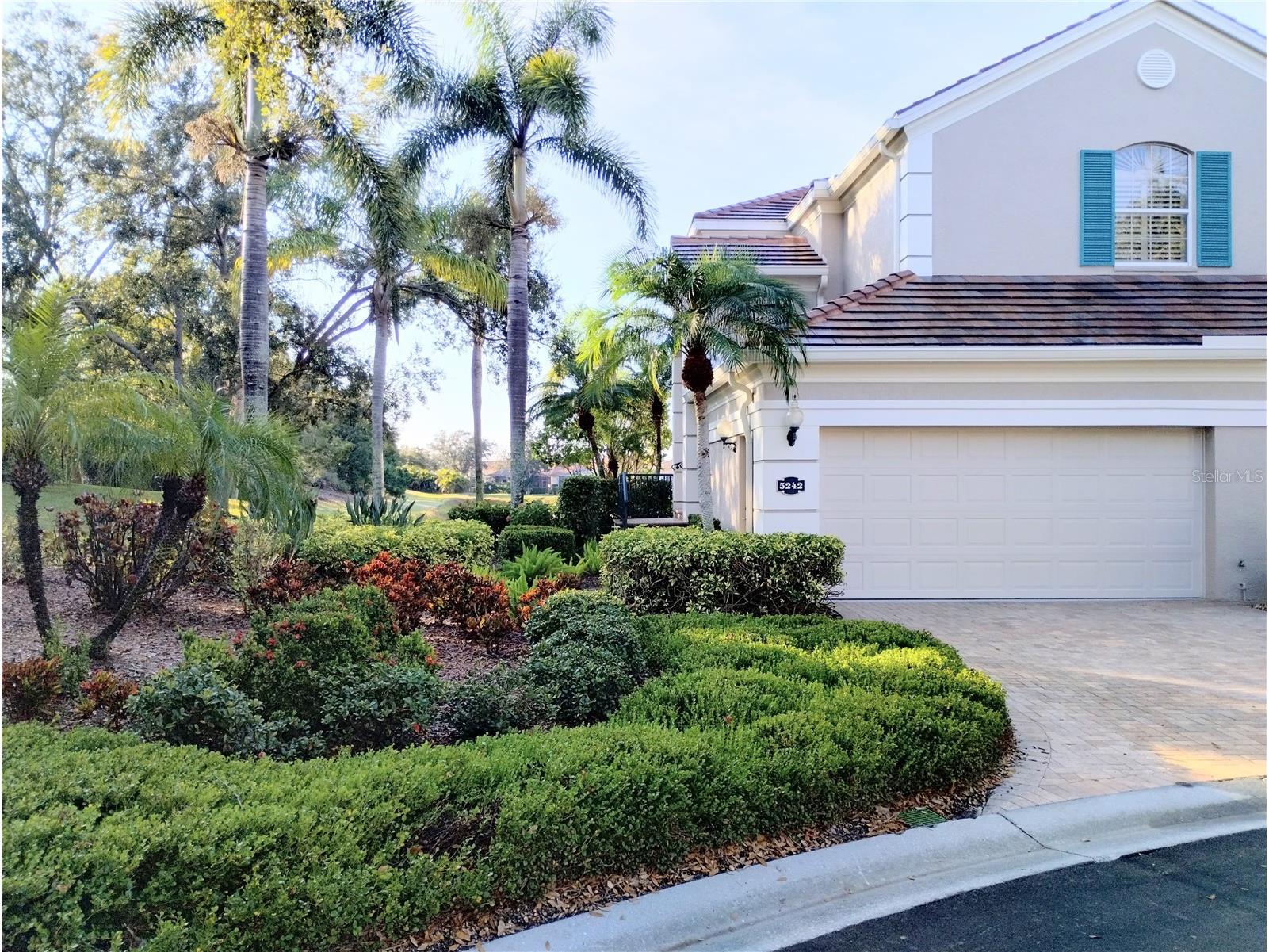 5242 Parisienne Place #201B30 Sarasota FL 34238 A4673992 image1