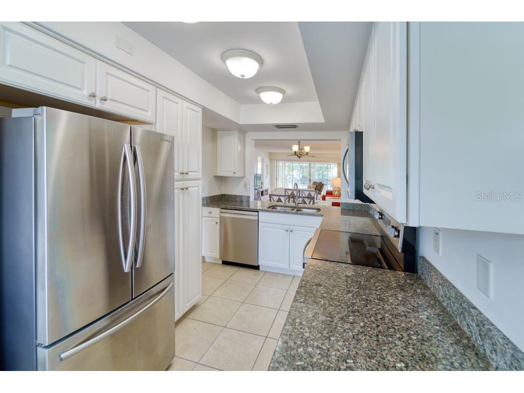 5242 Wedgewood Lane #62 Sarasota FL 34235 A4669985 image10