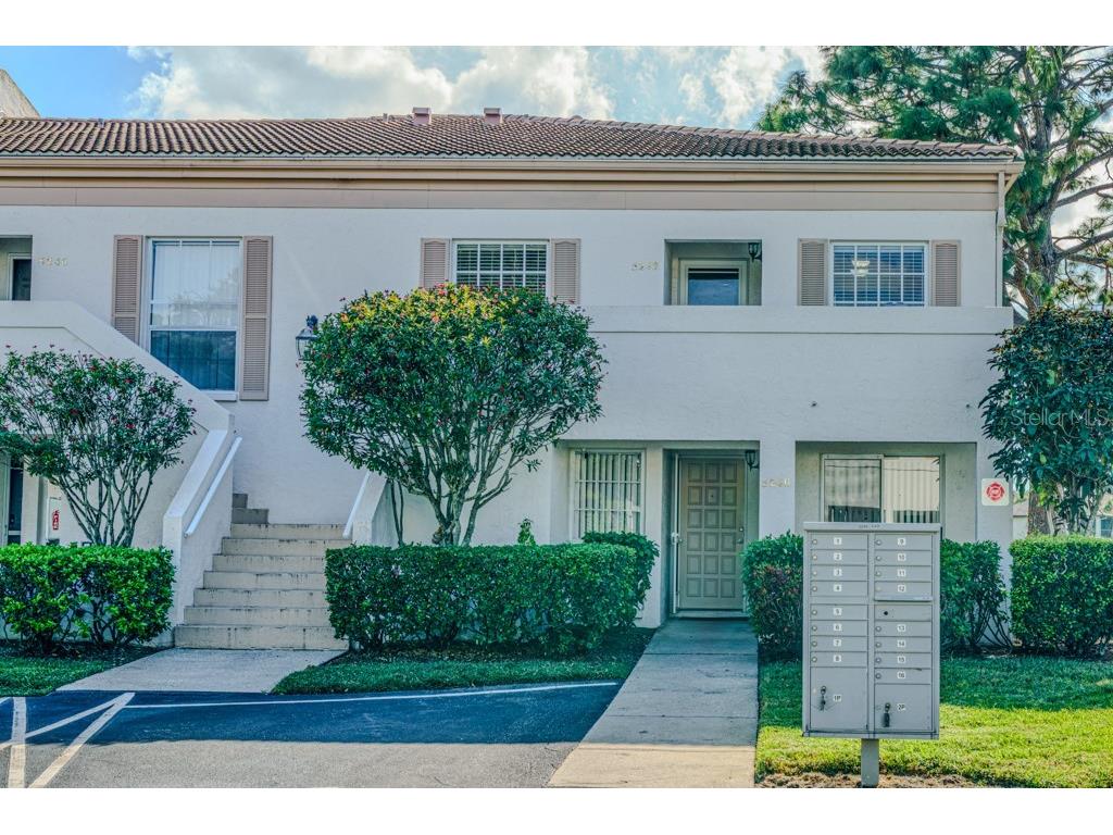 5242 Wedgewood Lane #62 Sarasota FL 34235 A4669985 image2