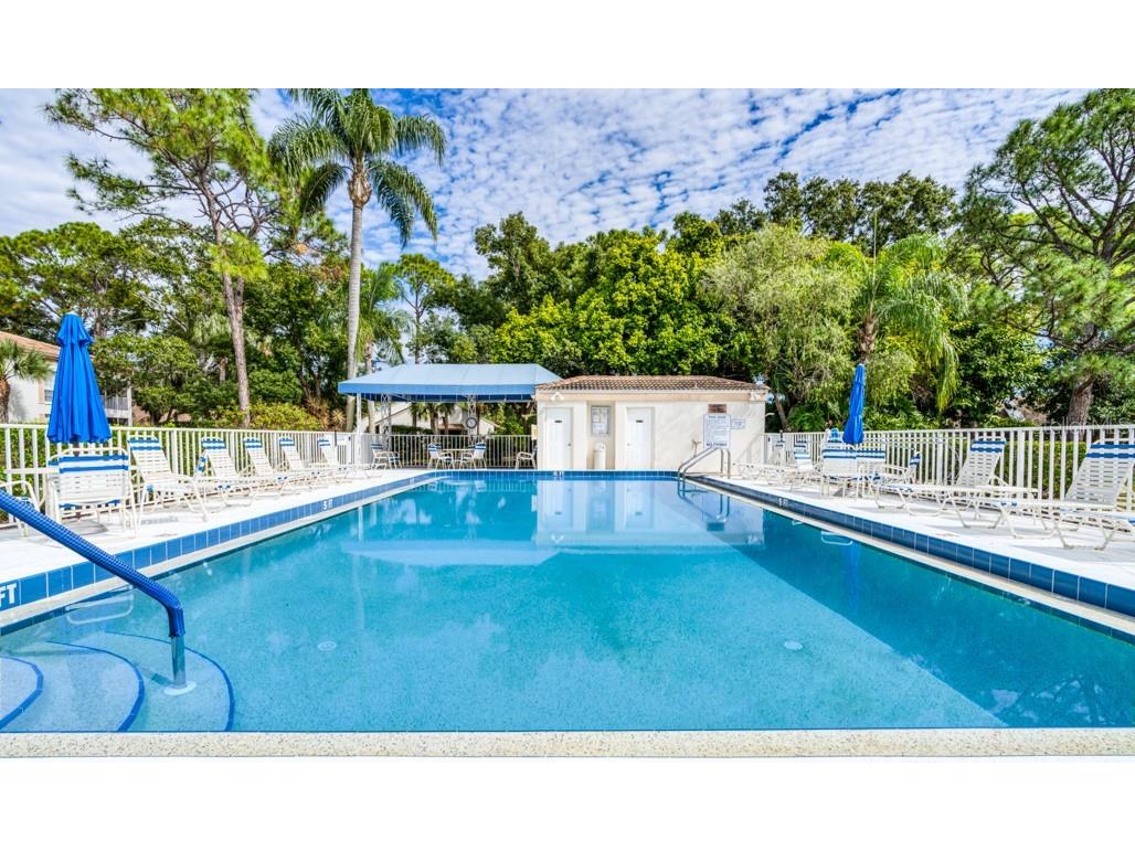 5242 Wedgewood Lane #62 Sarasota FL 34235 A4669985 image24
