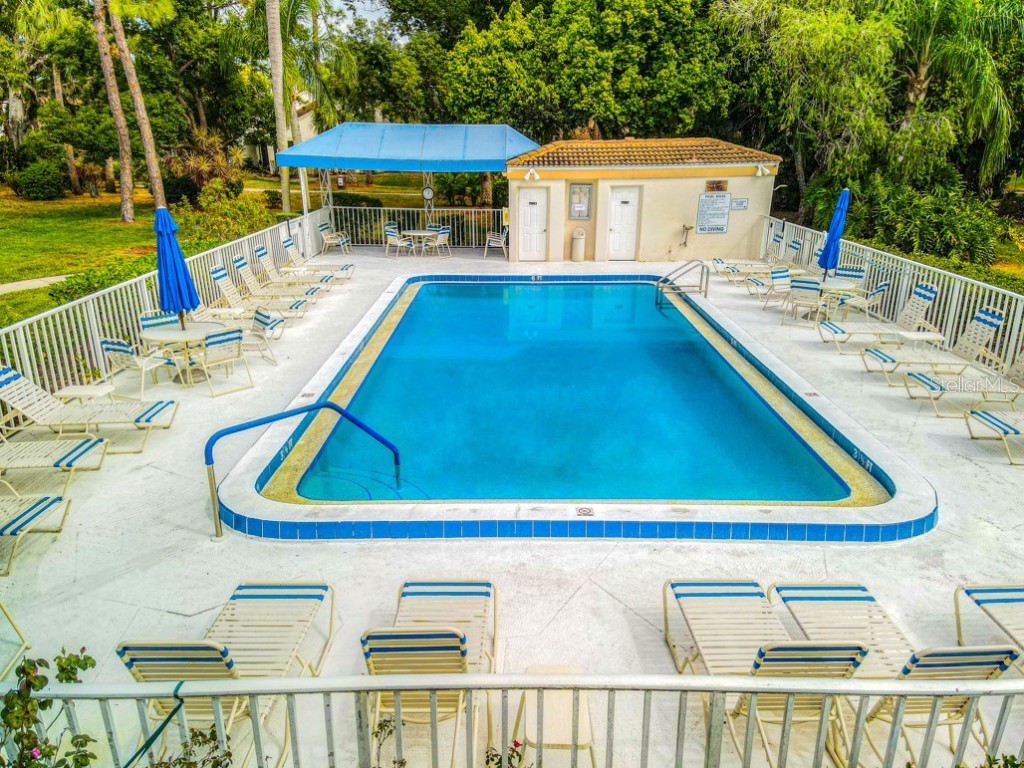 5242 Wedgewood Lane #62 Sarasota FL 34235 A4669985 image25