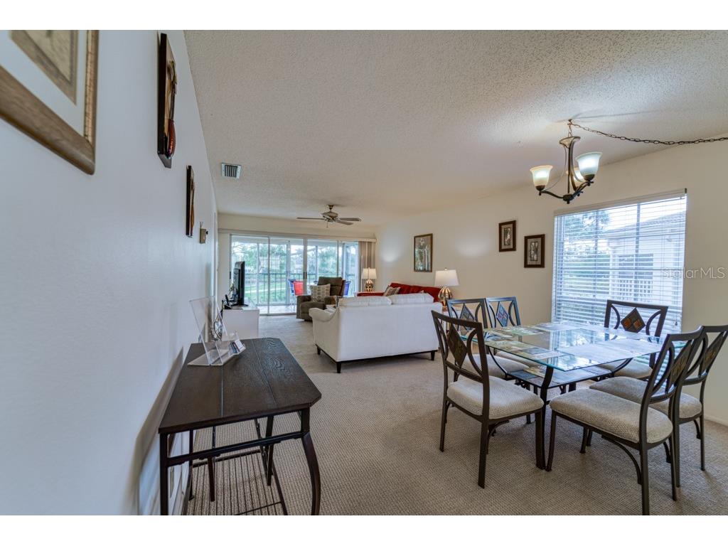 5242 Wedgewood Lane #62 Sarasota FL 34235 A4669985 image5