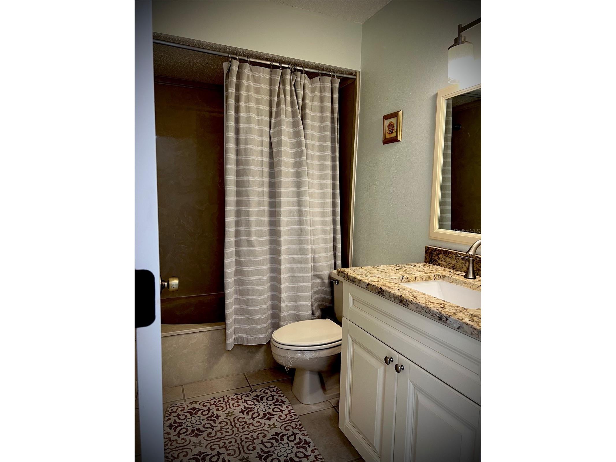 5242 Wedgewood Lane #62 Sarasota FL 34235 A4700978 image10