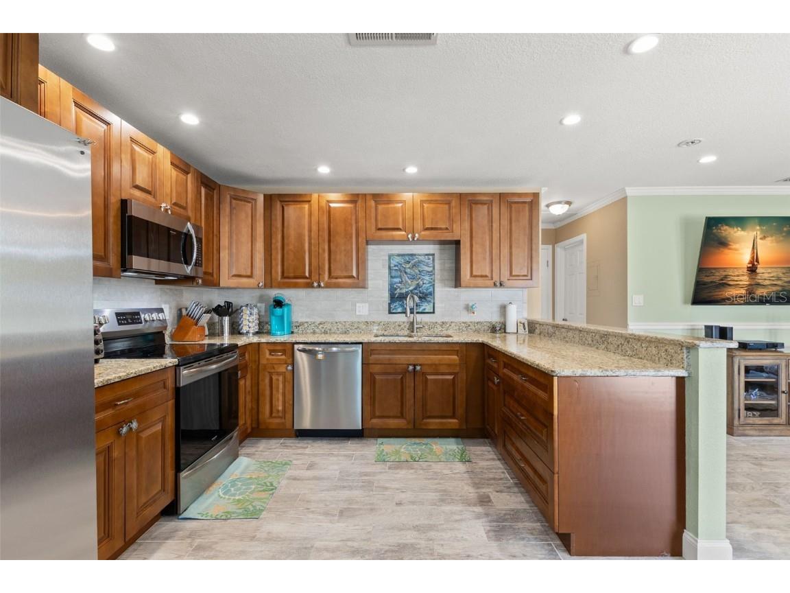 5243 Beach Drive SE #B Saint Petersburg FL 33705 TB8429088 image11