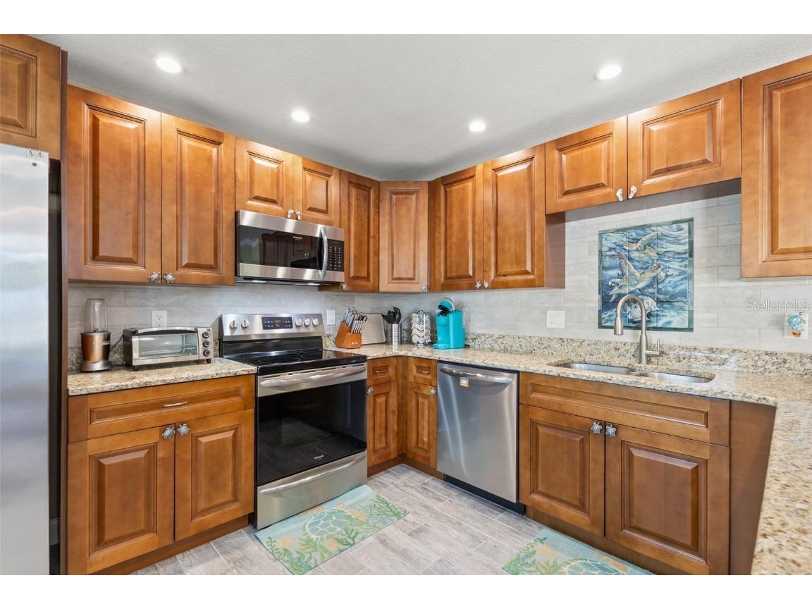 5243 Beach Drive SE #B Saint Petersburg FL 33705 TB8429088 image12