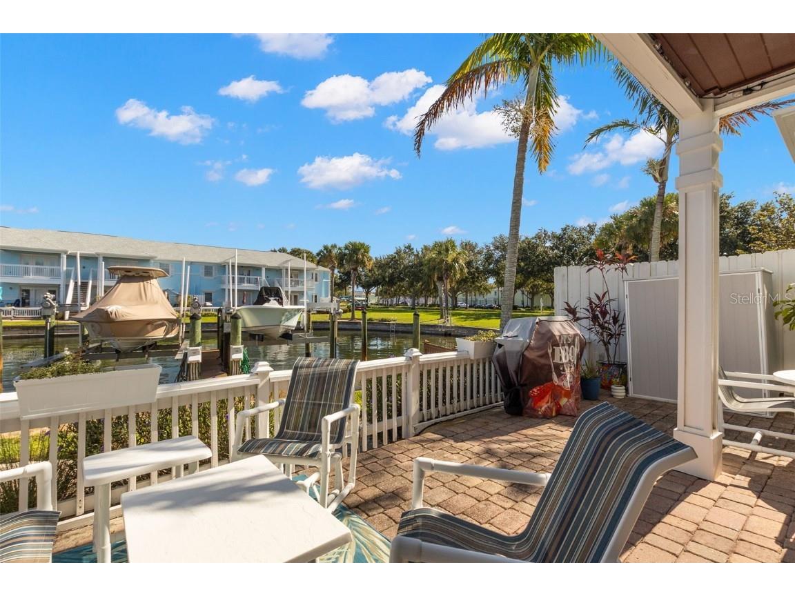 5243 Beach Drive SE #B Saint Petersburg FL 33705 TB8429088 image16