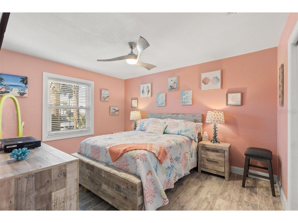 5243 Beach Drive SE #B Saint Petersburg FL 33705 TB8429088 image22