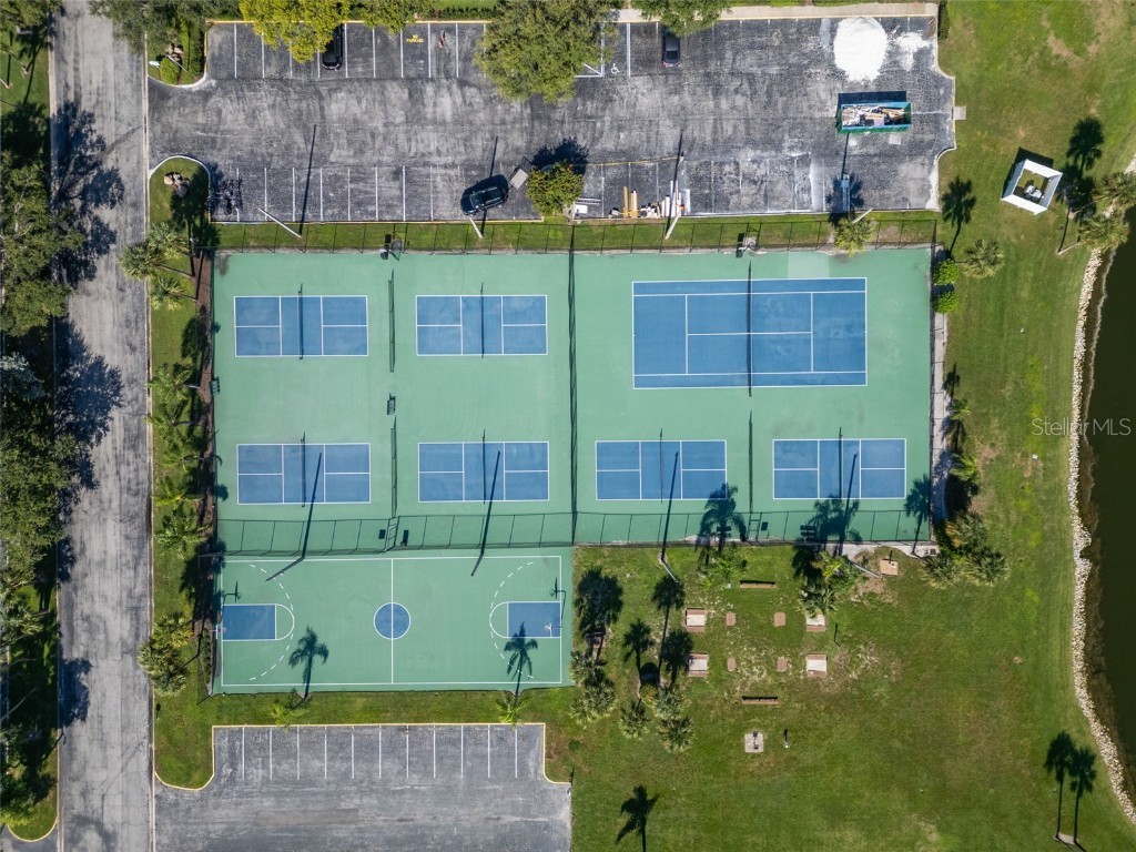 5243 Beach Drive SE #B Saint Petersburg FL 33705 TB8429088 image41