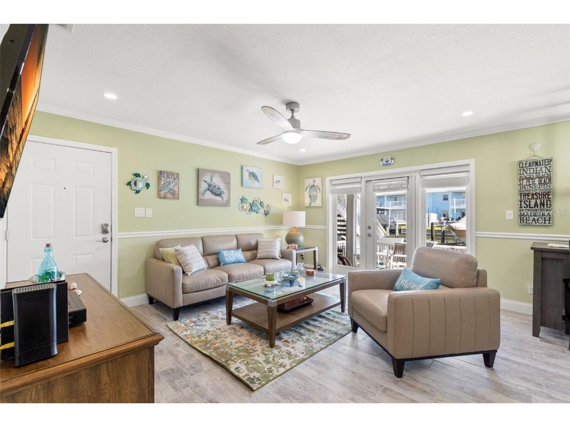 5243 Beach Drive SE #B Saint Petersburg FL 33705 TB8429088 image6