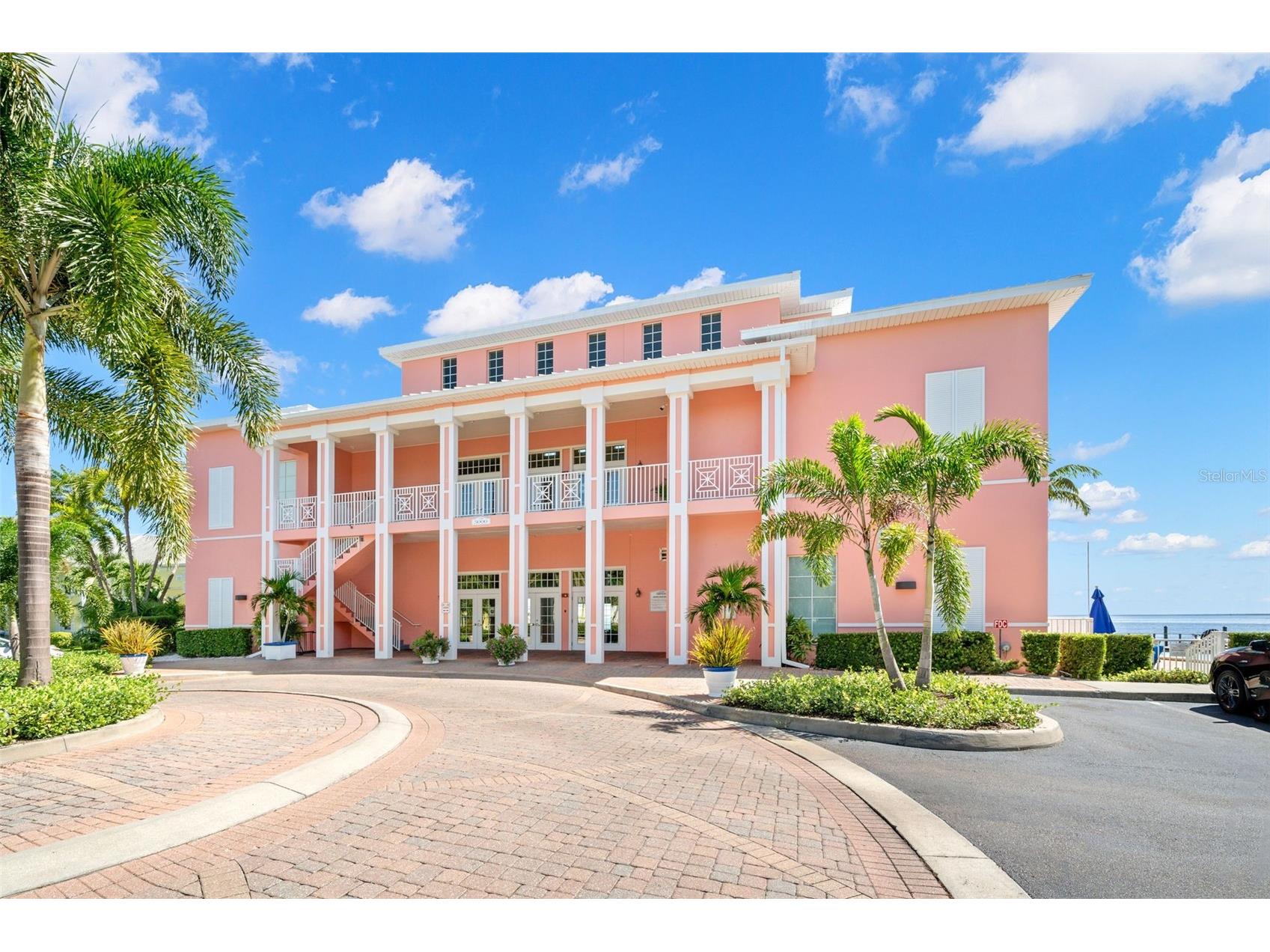 5243 Beach Drive SE #B Saint Petersburg FL 33705 TB8497172 image28