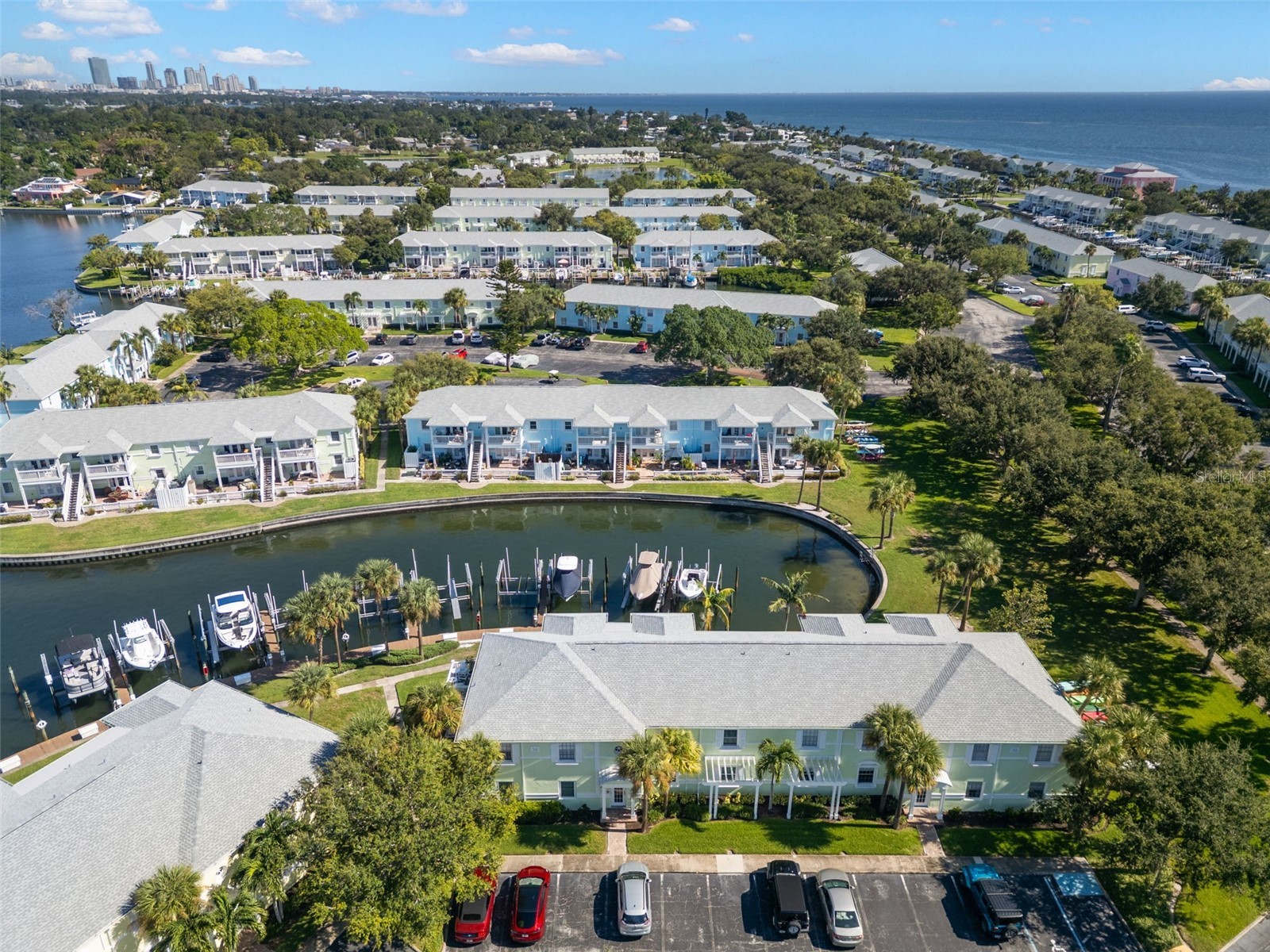 5243 Beach Drive SE #B Saint Petersburg FL 33705 TB8497172 image38