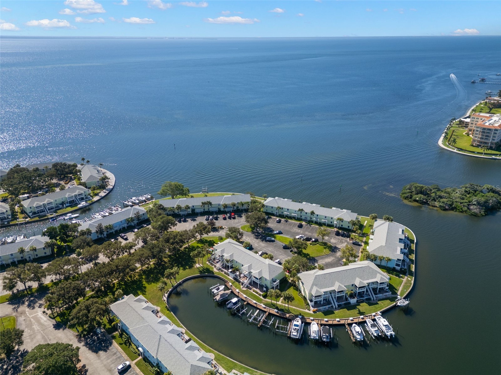 5243 Beach Drive SE #B Saint Petersburg FL 33705 TB8497172 image40