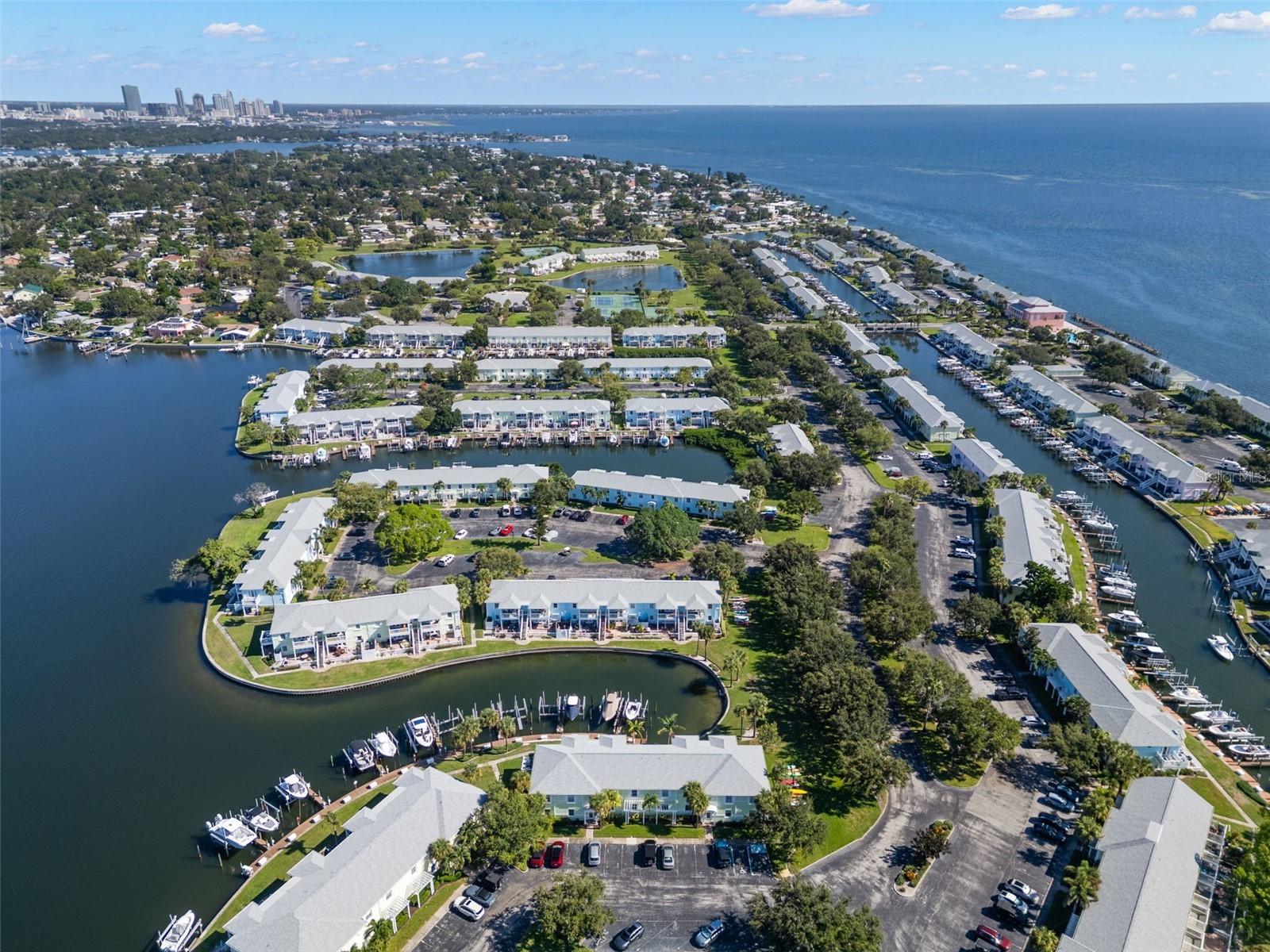5243 Beach Drive SE #B Saint Petersburg FL 33705 TB8497172 image44