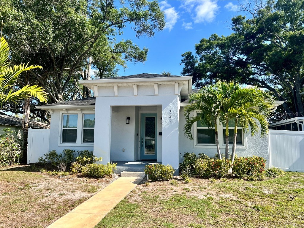 5243 Burlington Avenue N Saint Petersburg FL 33710 U8239154 image1