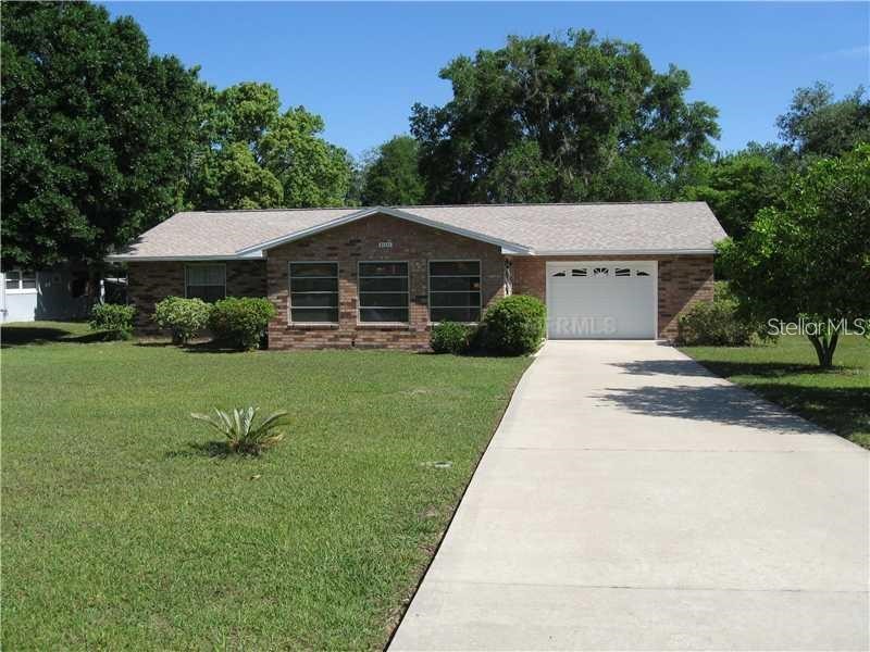 5243 Eagles Nest Road Fruitland Park FL 34731 - LAKE GRIFFIN A4572544 image1
