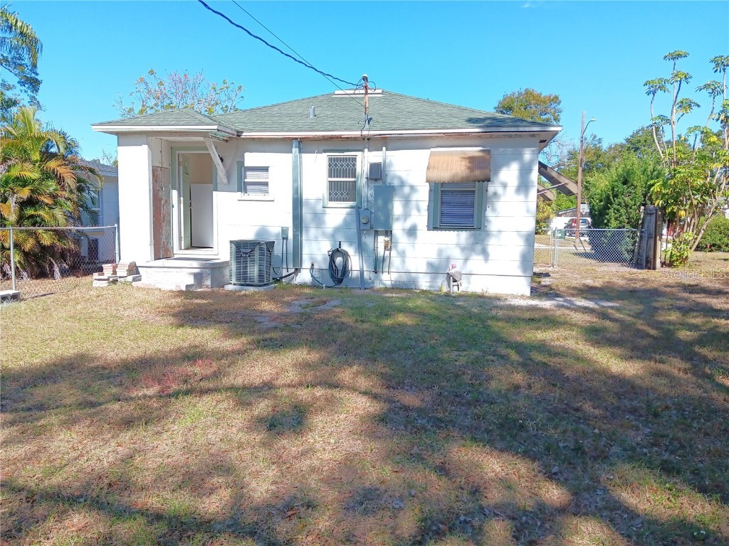 5244 6th Avenue N Saint Petersburg FL 33710 TB8452284 image19