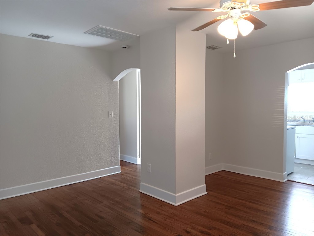 5244 6th Avenue N Saint Petersburg FL 33710 TB8452284 image5