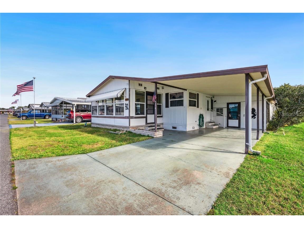 5244 Montego Drive Zephyrhills FL 33541 TB8328422 image1