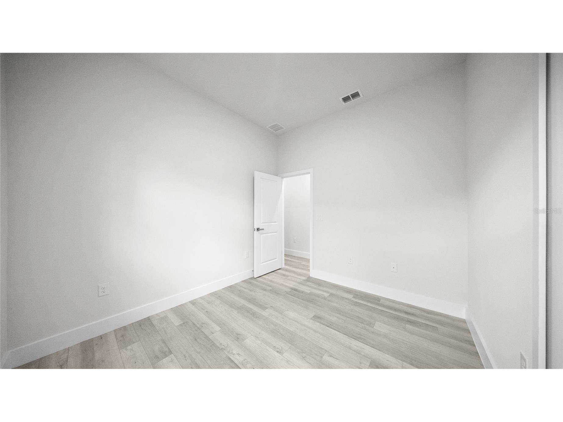 5244 Redwood Terrace North Port FL 34286 A4686814 image24