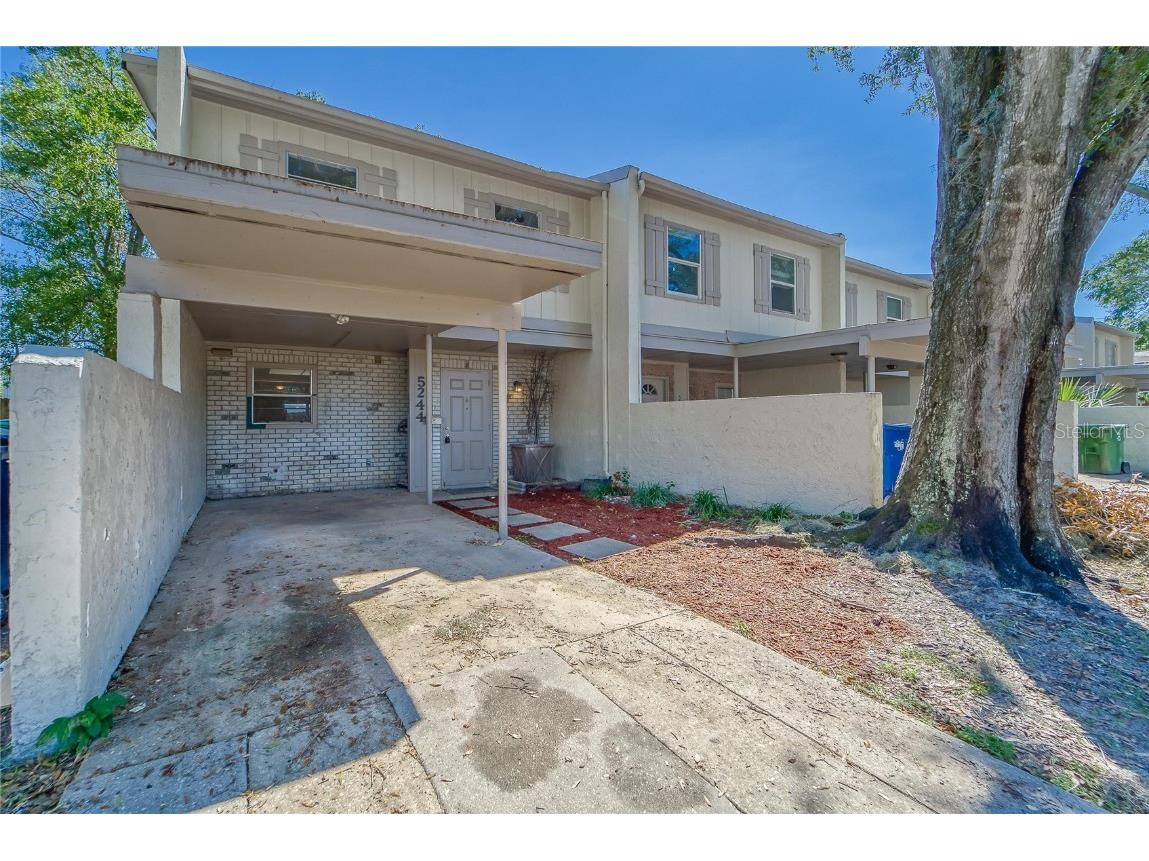 5244 Tennis Court Circle Tampa FL 33617 T3408345 image1