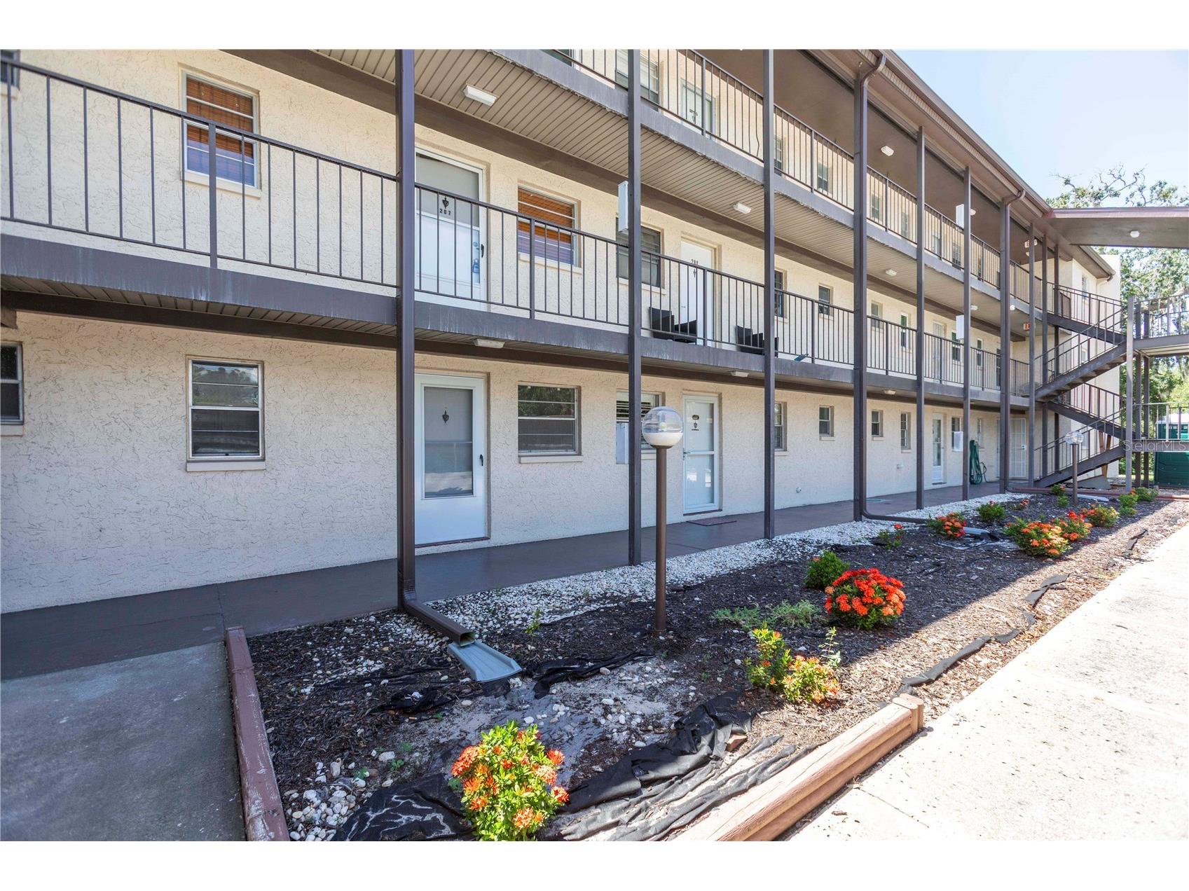 5245 Amulet Drive #108 New Port Richey FL 34652 W7878684 image3