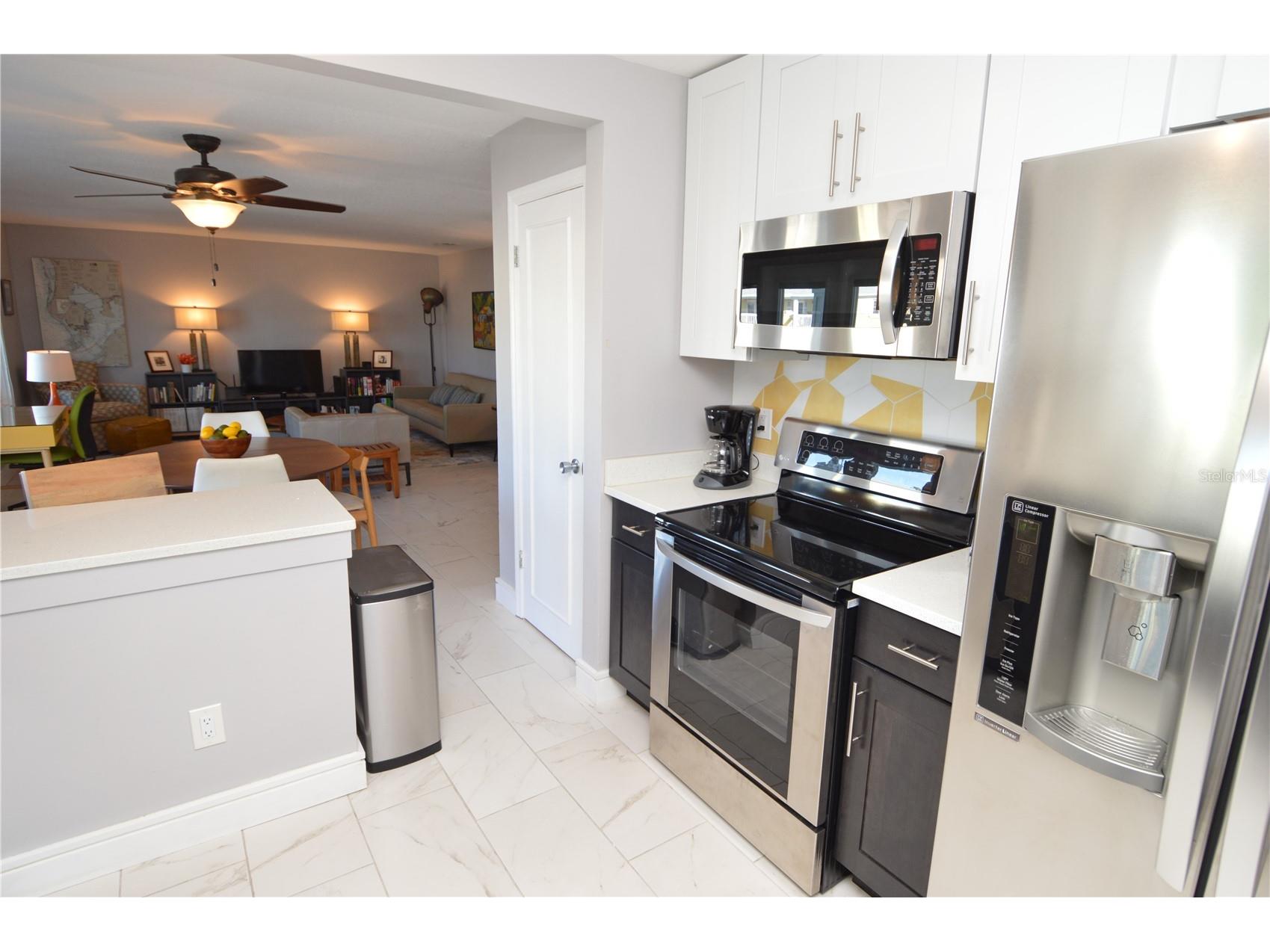 5245 Coquina Key Drive SE #D Saint Petersburg FL 33705 TB8479406 image12