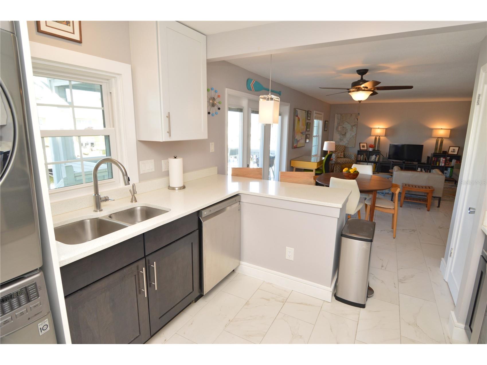 5245 Coquina Key Drive SE #D Saint Petersburg FL 33705 TB8479406 image15