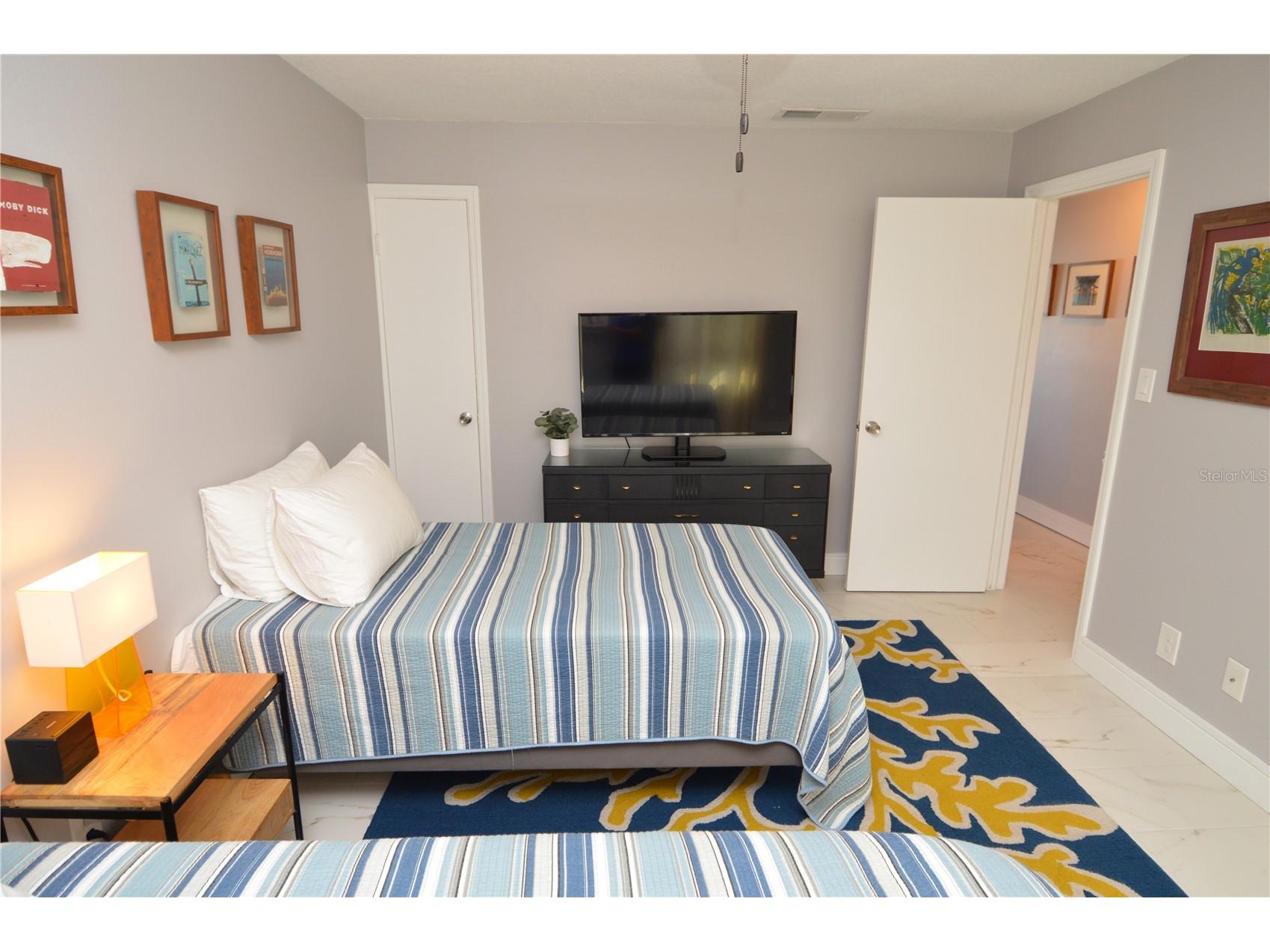 5245 Coquina Key Drive SE #D Saint Petersburg FL 33705 TB8479406 image43