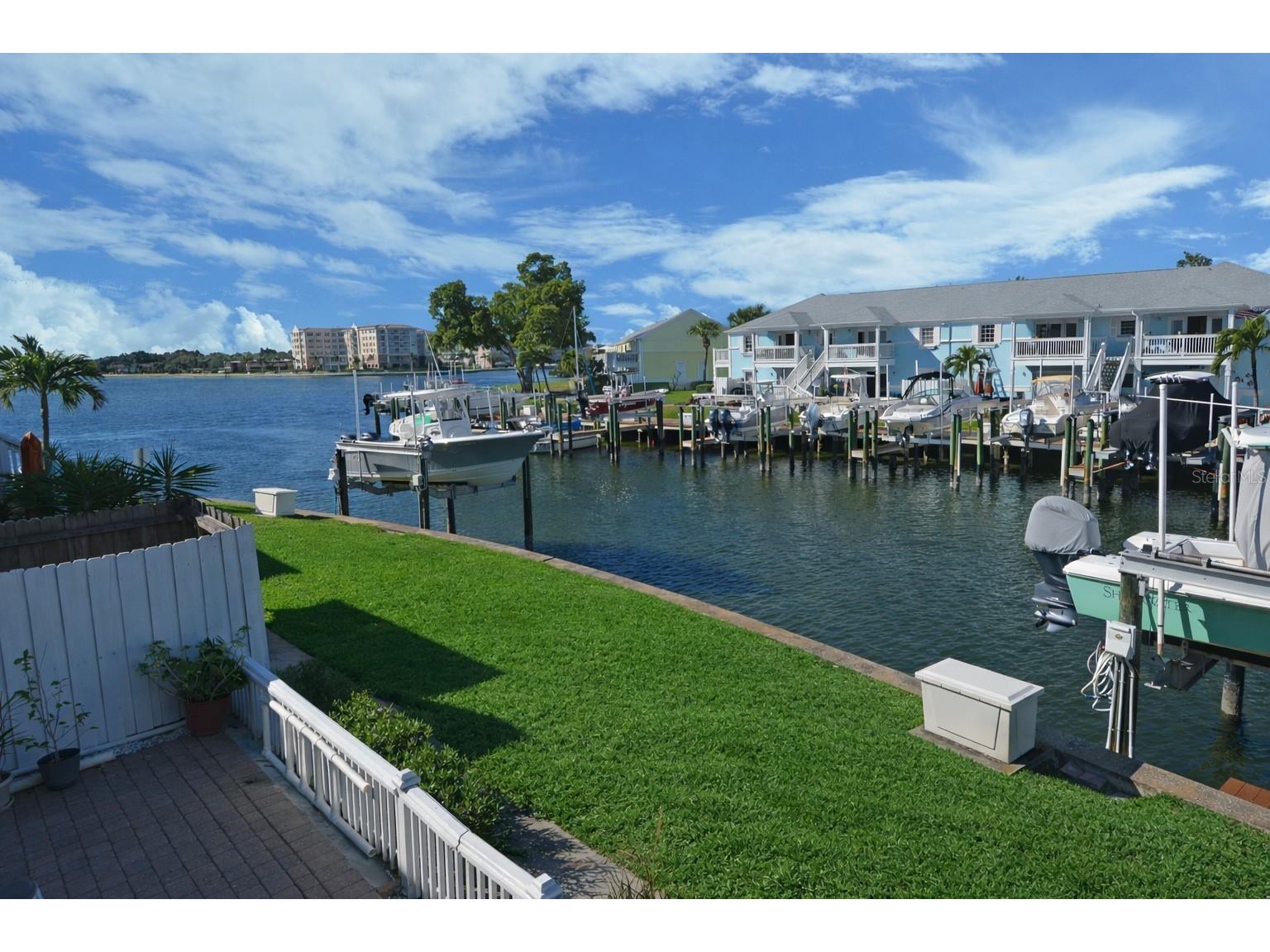 5245 Coquina Key Drive SE #D Saint Petersburg FL 33705 TB8479406 image51