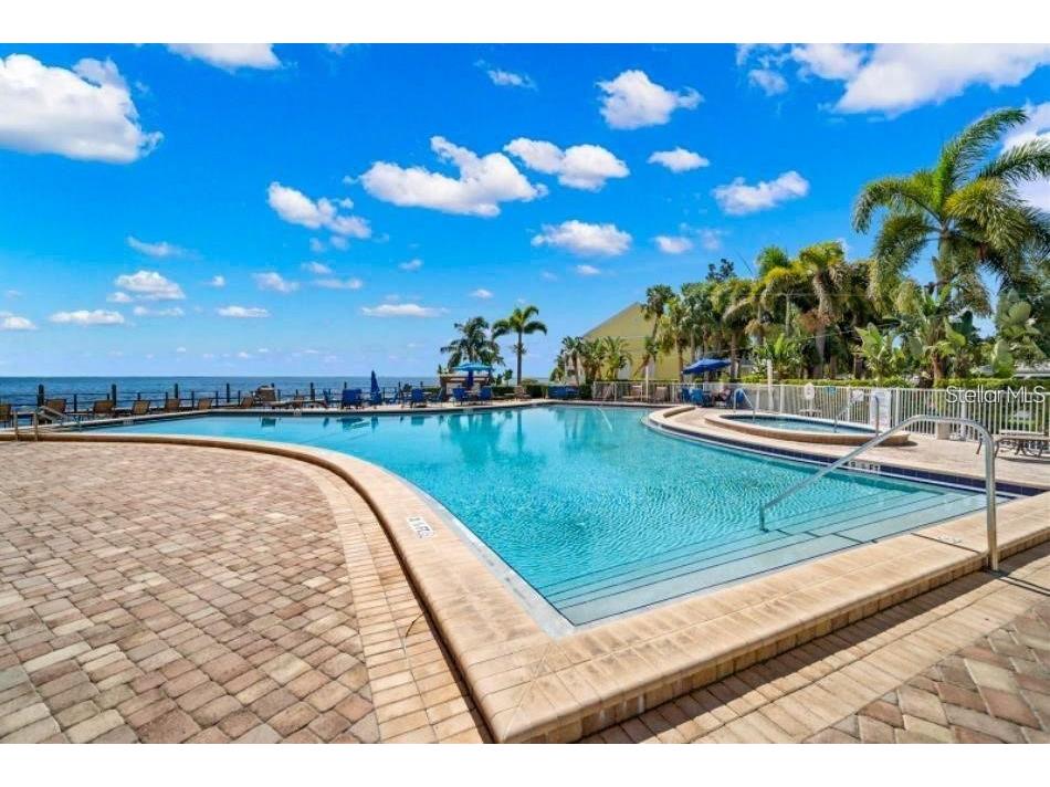 5245 Coquina Key Drive SE #D Saint Petersburg FL 33705 TB8479406 image77