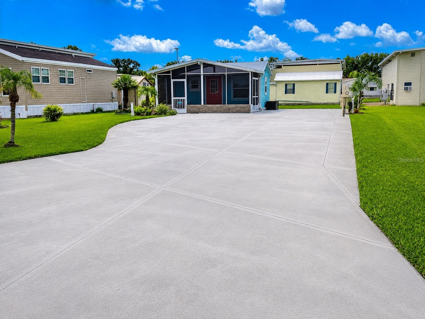 5245 Island View Circle N Polk City FL 33868 P4939161 image2