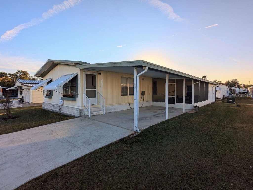 5245 Seville Drive Zephyrhills FL 33541 TB8330175 image1