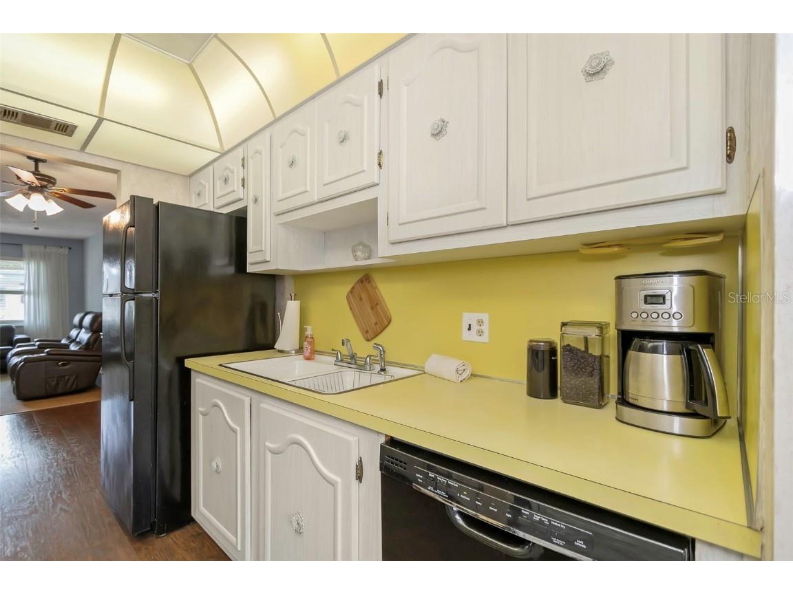 5246 81st Street N #24 Saint Petersburg FL 33709 TB8453925 image14