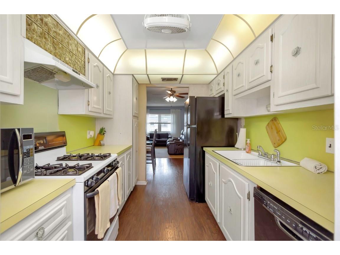 5246 81st Street N #24 Saint Petersburg FL 33709 TB8453925 image15