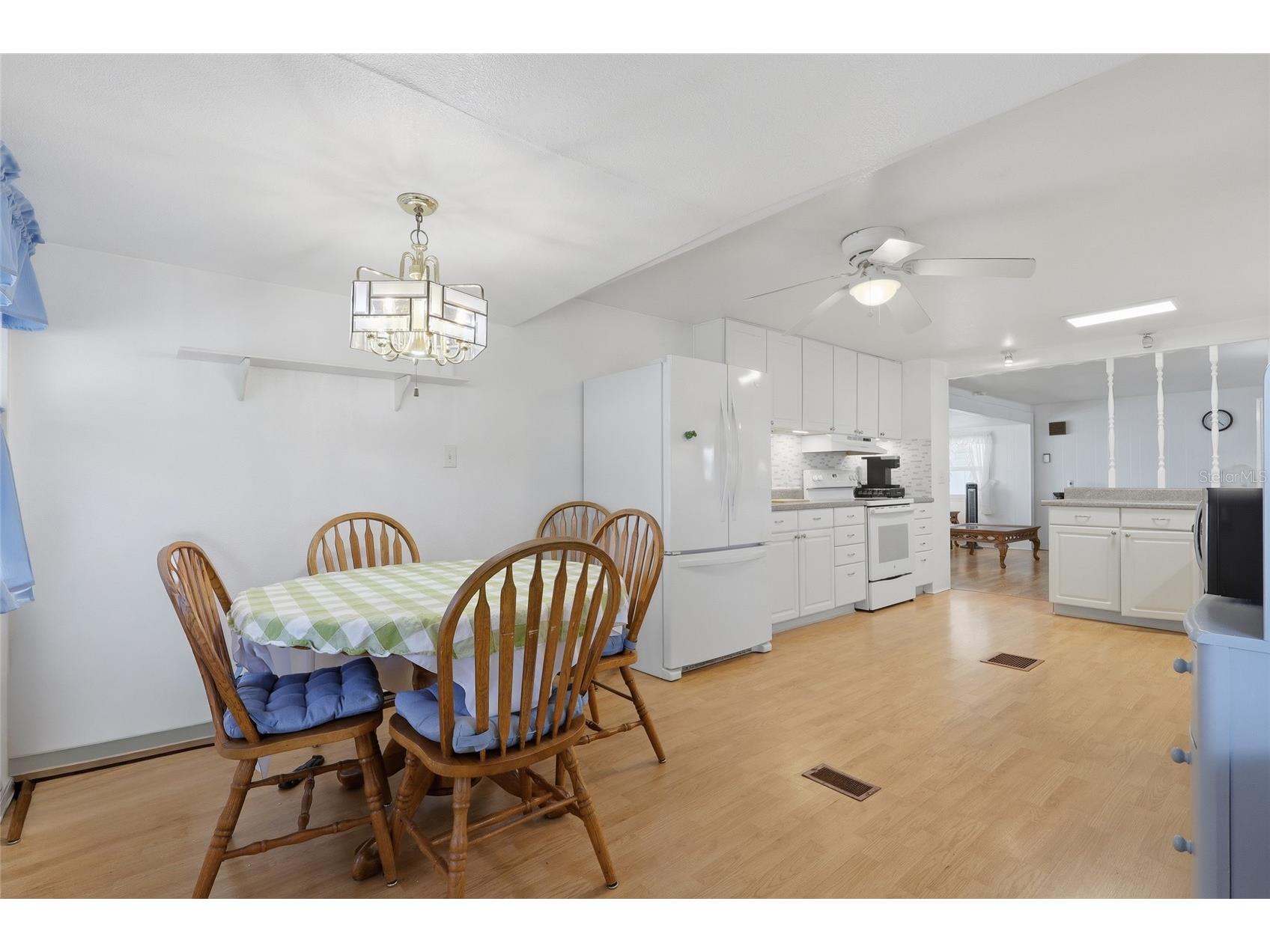 5246 Amanda Street Zephyrhills FL 33542 TB8501468 image9