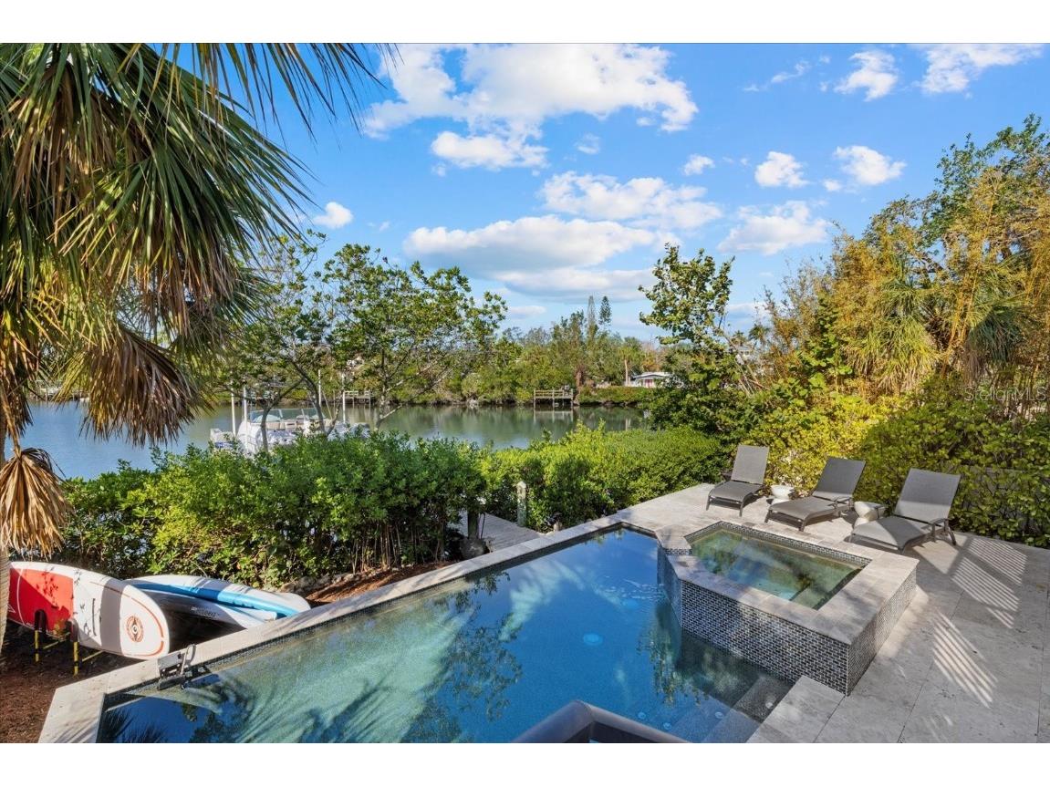 5246 Avenida Del Mare Sarasota FL 34242 - GRAND CANAL A4668272 image17