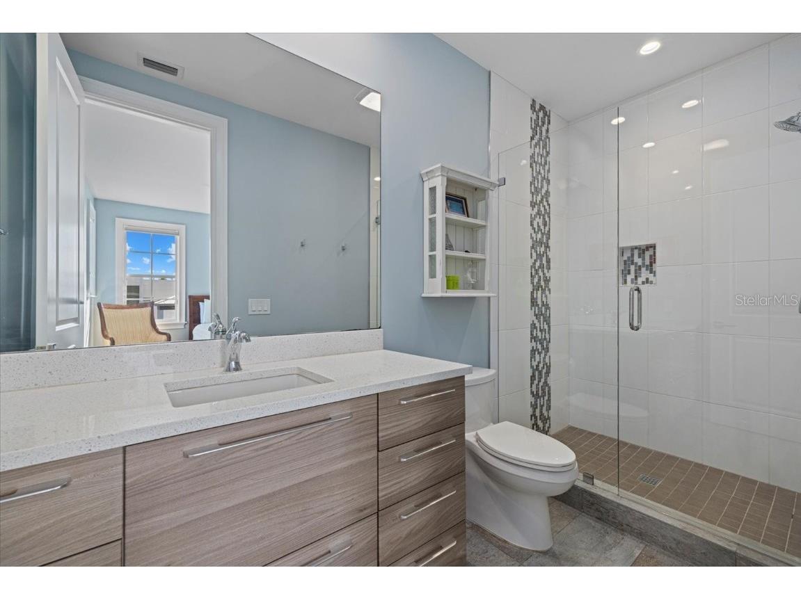 5246 Avenida Del Mare Sarasota FL 34242 - GRAND CANAL A4668272 image34