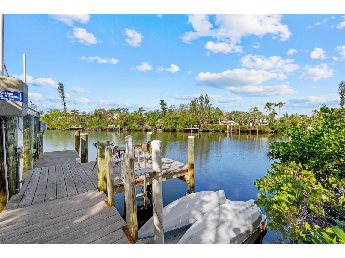 5246 Avenida Del Mare Sarasota FL 34242 - GRAND CANAL A4668272 image40