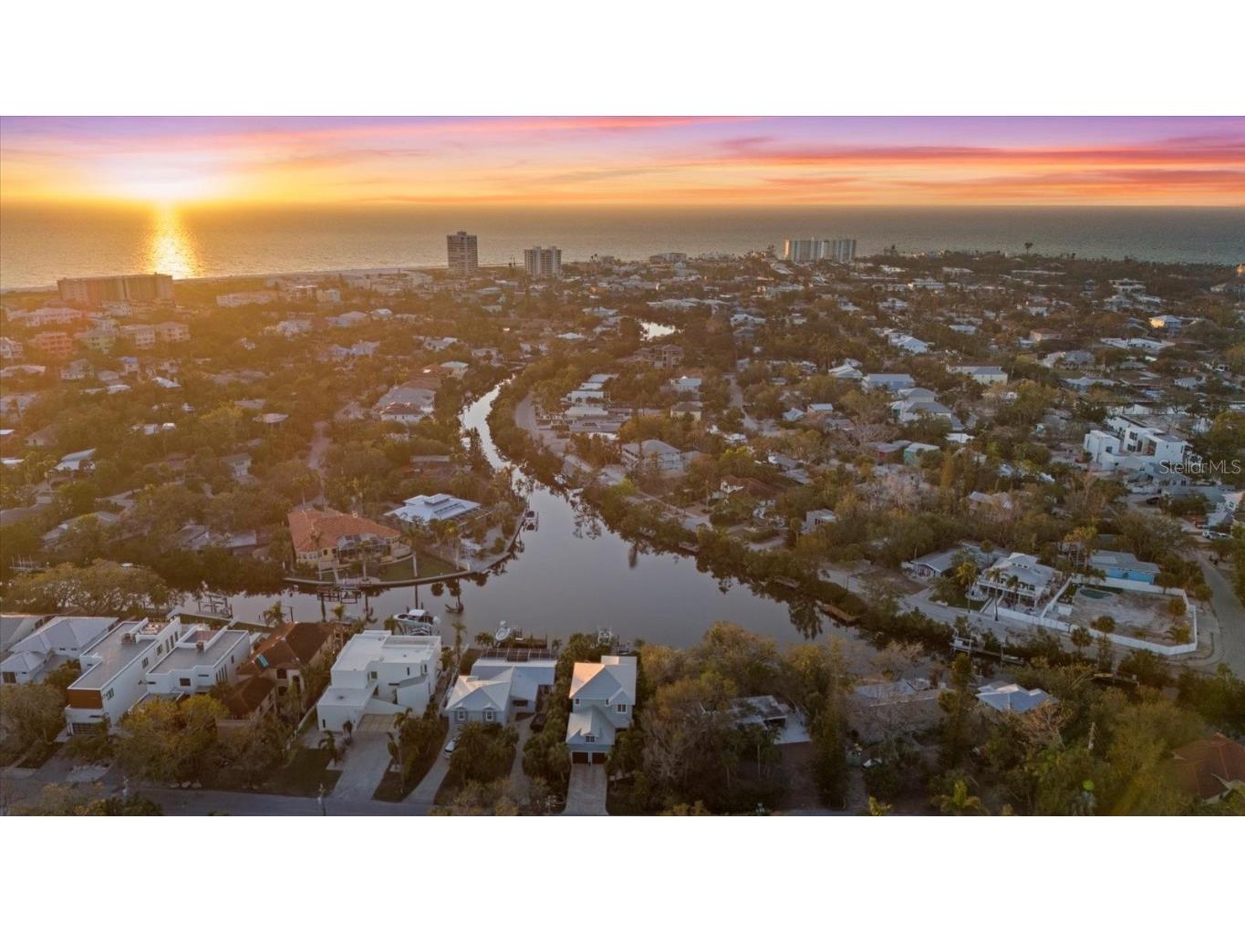 5246 Avenida Del Mare Sarasota FL 34242 - GRAND CANAL A4668272 image47