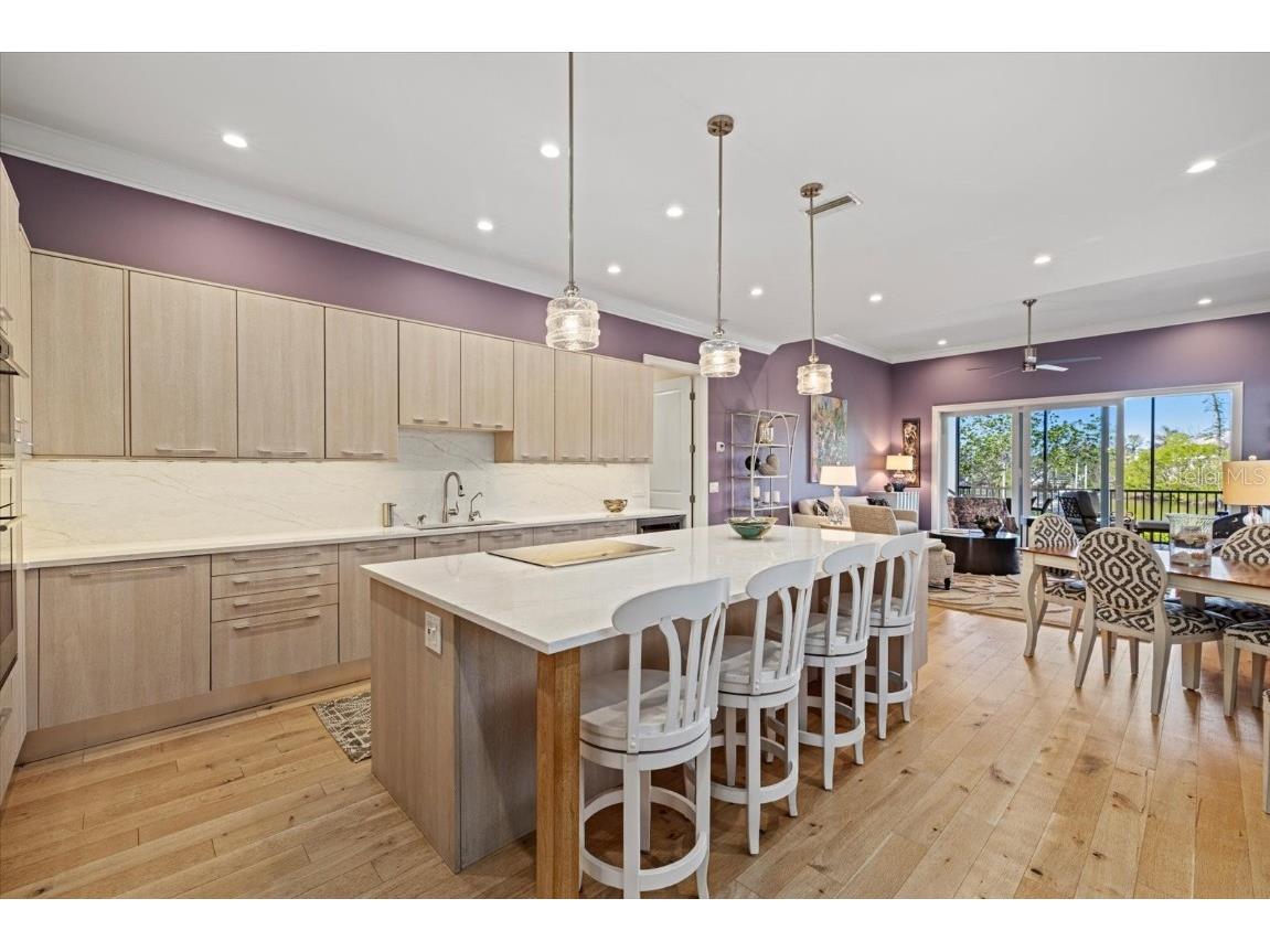 5246 Avenida Del Mare Sarasota FL 34242 - GRAND CANAL A4668272 image5