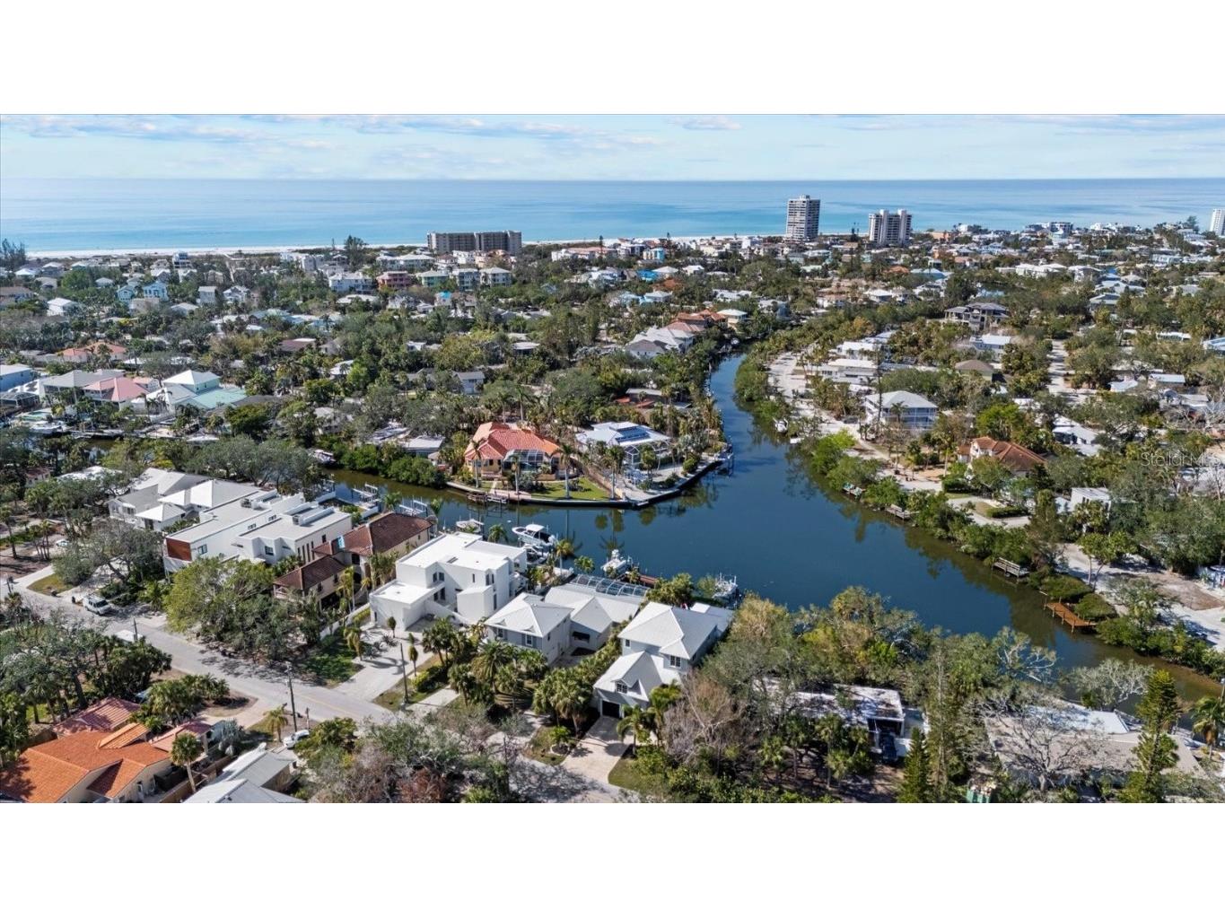 5246 Avenida Del Mare Sarasota FL 34242 - GRAND CANAL A4668272 image55
