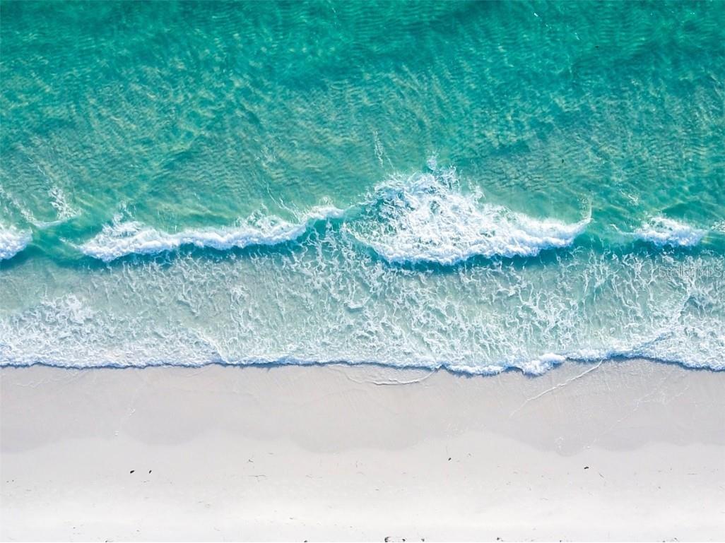 5246 Avenida Del Mare Sarasota FL 34242 - GRAND CANAL A4668272 image70