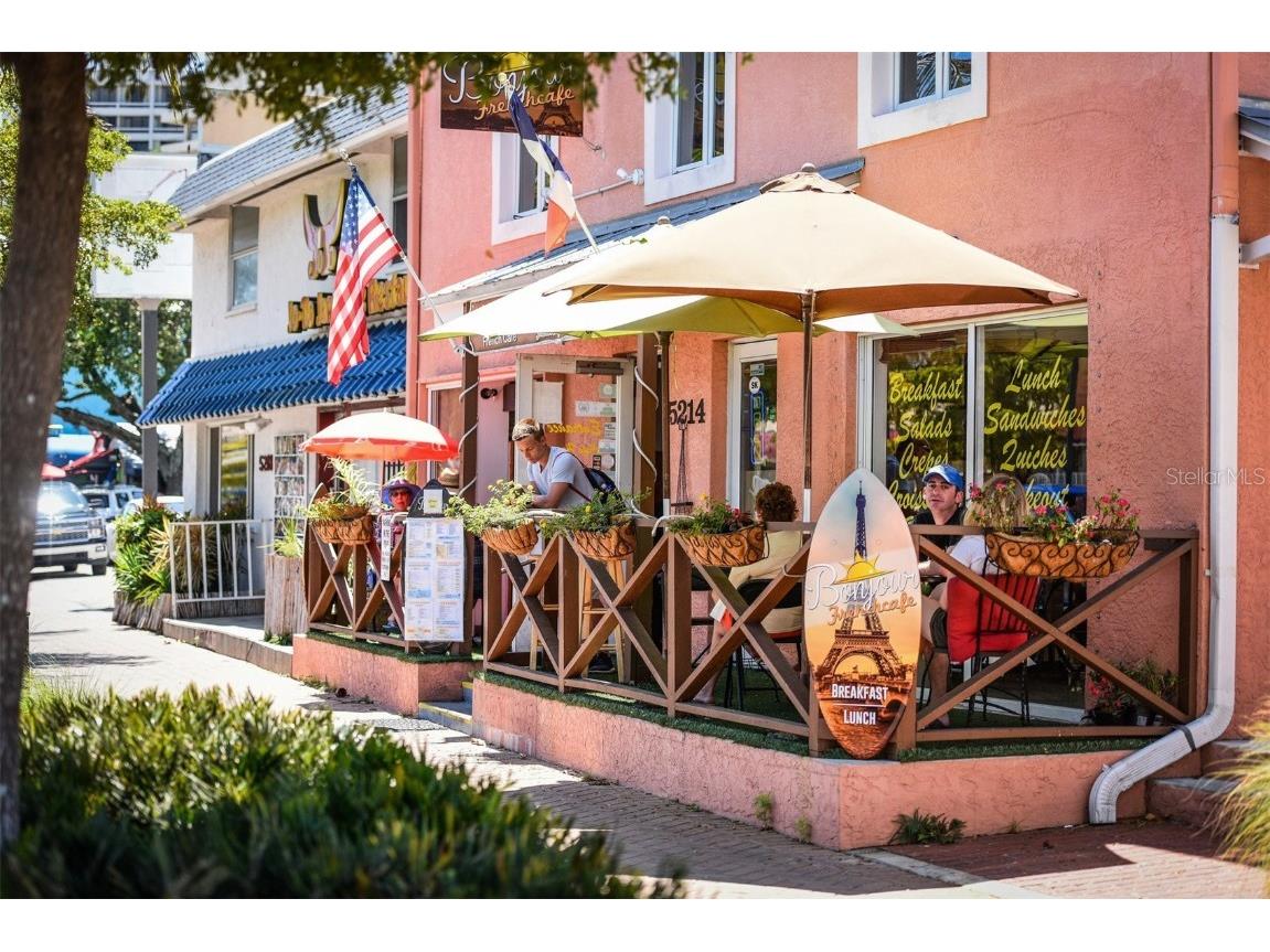 5246 Avenida Del Mare Sarasota FL 34242 - GRAND CANAL A4668272 image81