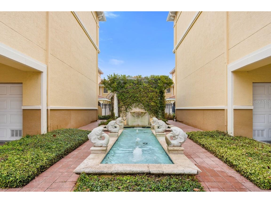 5246 Hampton Beach Place Tampa FL 33609 TB8456342 image32