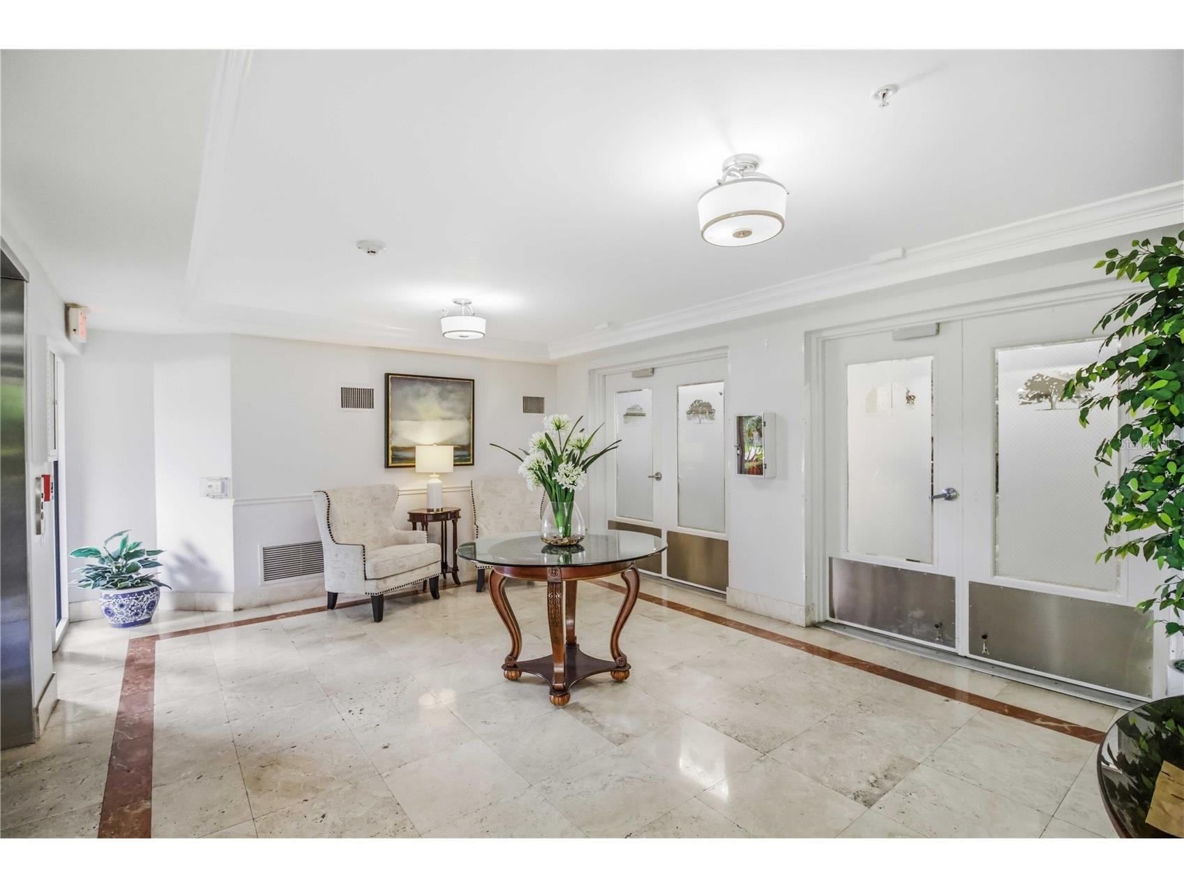 5246 Manorwood Drive #4C Sarasota FL 34235 A4688263 image19